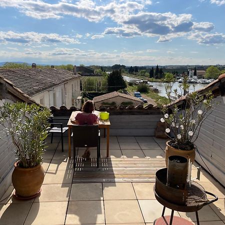 Grosse Ferienwohnung Am Canal Du Midi Mit Dachterrrasse Homps  Esterno foto